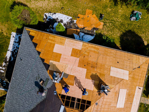 Best Flat Roof Repair Services  in De Pere, WI